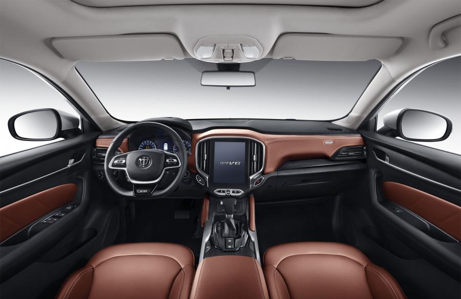 Торпедо Brilliance V6 2017 года  (фото 4 из 10)